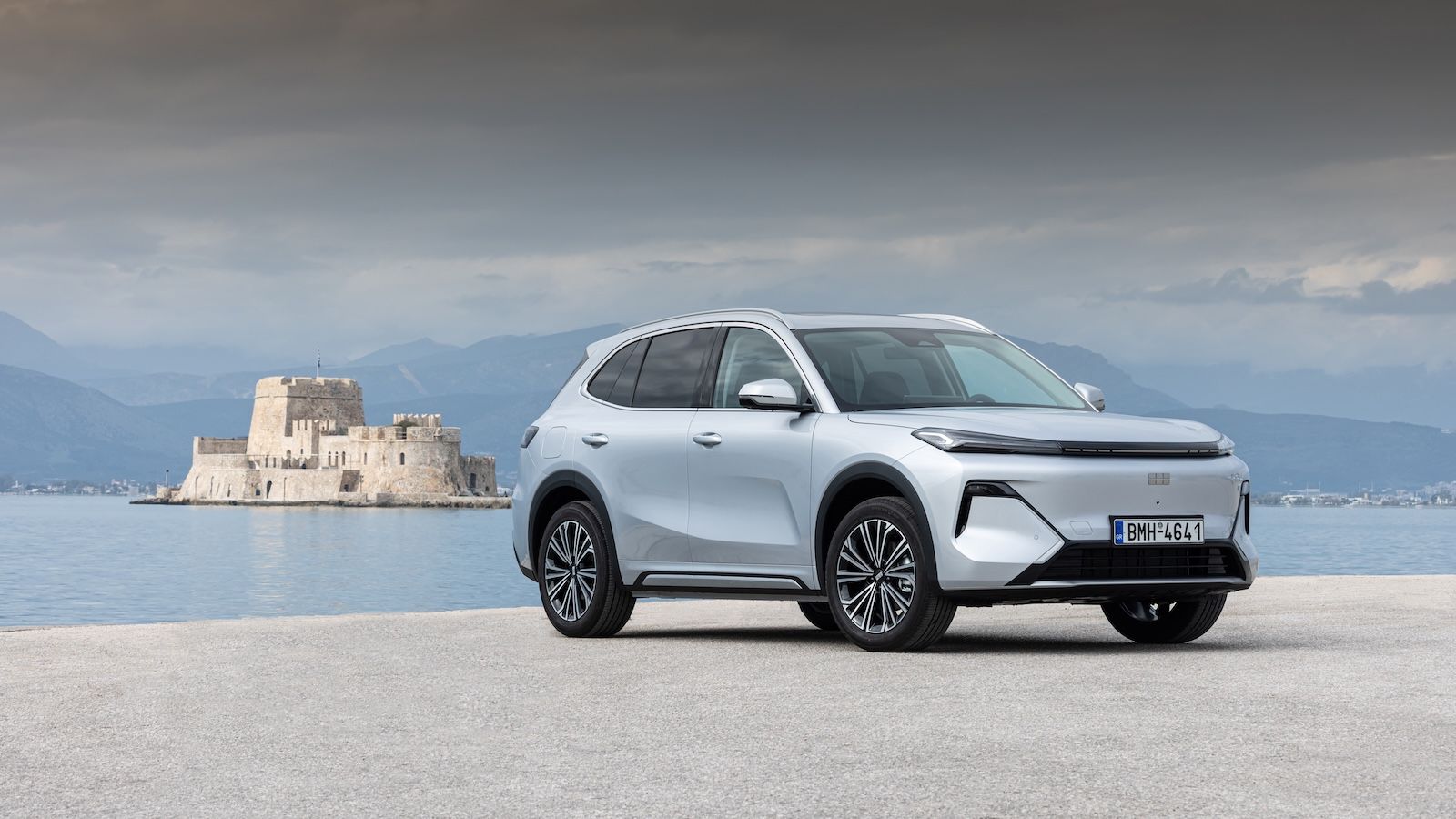 Geely STARRAY EM-i: Έφτασε στην Ελλάδα με plug-in hybrid κινητήρα από €32.990